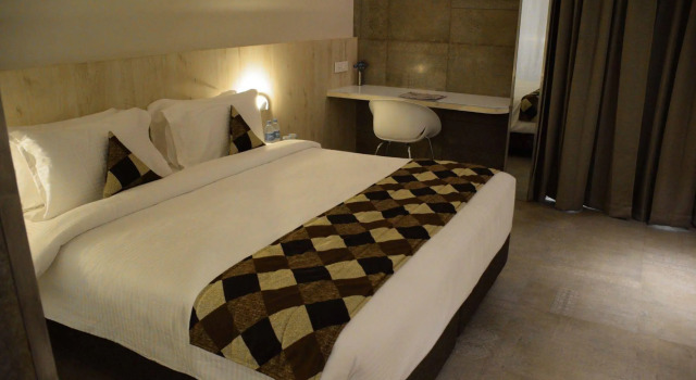 Baywatch Express Urbane, Rezerwuj Hotel Hotele w North Goa z parkingiem, Parking