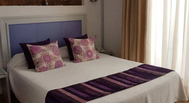 Hotel y Apartamentos Doña Lola