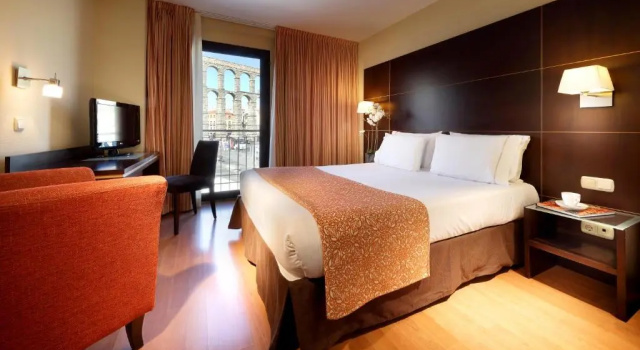 Одноместный номер Standard Eurostars Plaza Acueducto