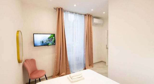 Номер Economy Suites Gaudioso Napoli center