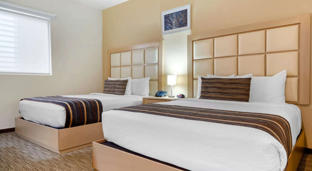 Четырёхместный номер Standard Sleep Inn Monterrey San Pedro