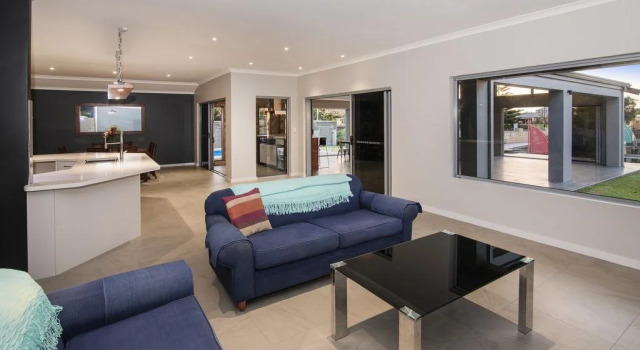 Geographe House, Book Hotel Geographe Western Australia