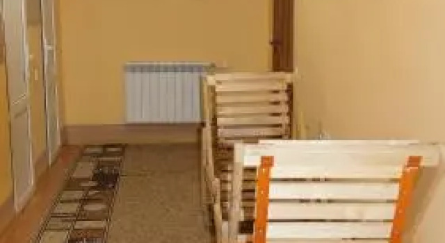 Guest House on Esenina 13, Book Pension Hoteller i Central Russia med pool, Swimmingpool