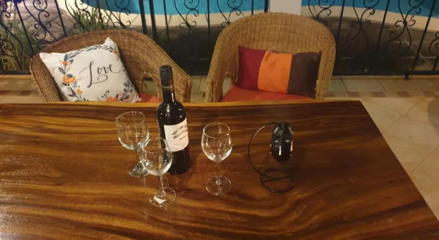 Коттедж Villa - Sleeps 7 - Pool - Parking - Pets Ok