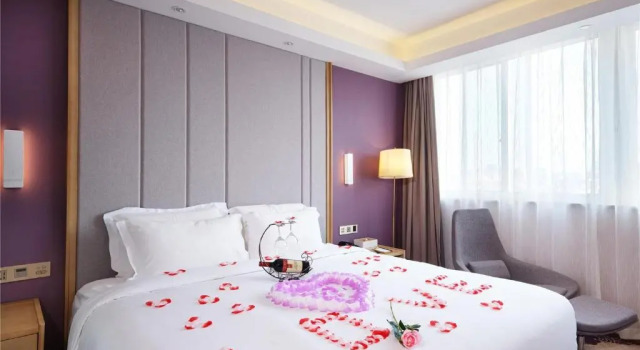 Lavande Hotel (JiangWang RT Mart store, Yangzhou railway station), Buchen Sie Hotel Yangzhou 