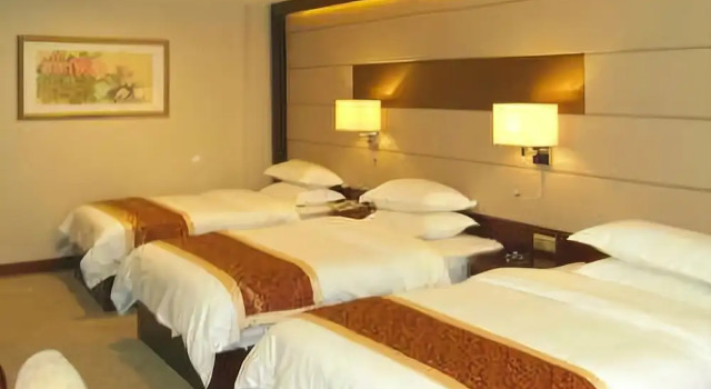 Manhattan Hotel, Rezerwuj Hotel Yichun Jiangxi
