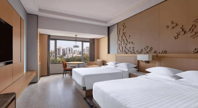 Двухместный номер Standard Surat Marriott Hotel
