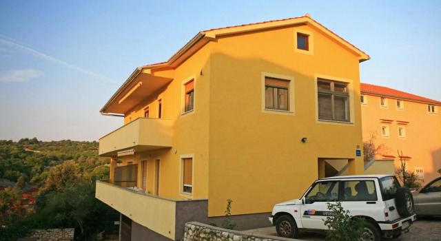 Apartment Julijana, Забронировать Апартаменты/квартира Отели Крка с парковкой, рядом с Krk Harbour, Парковка