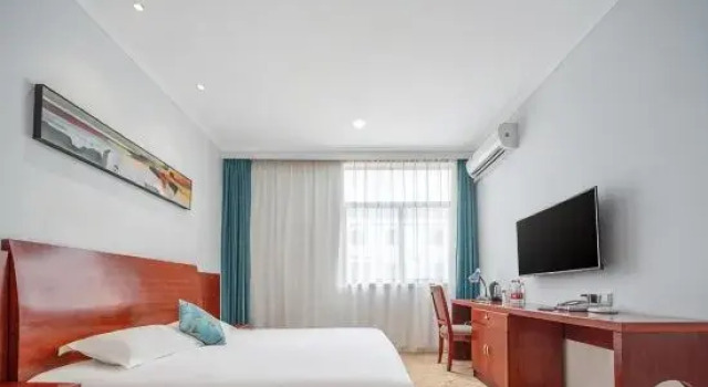 Люкс Business Royal International Hotel