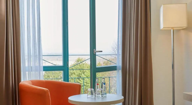 Номер Comfort H+ Hotel Limes Thermen Aalen