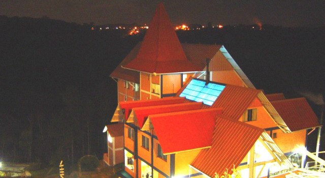 Sky Valle Hotel