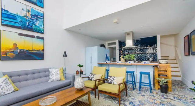 Loft in Clapham Junction Accommodates 4