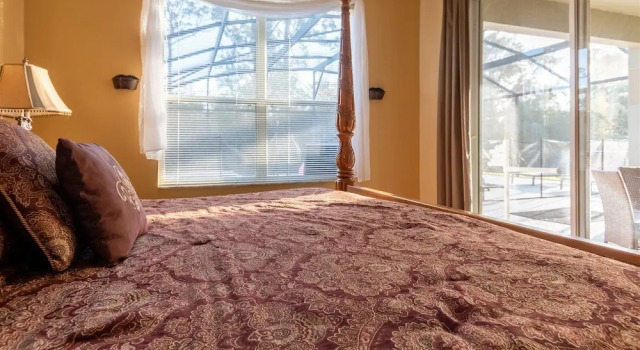 7 Bed 8535
