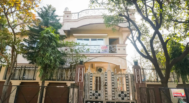 OYO 69664 Hotel Kalyug Palace