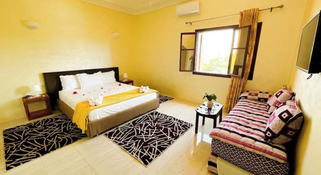Guest House Qodwa, Забронировать Гостевой дом Отели Марракеш-Тенсифт-Эль-Хауз с бассейном, Бассейн