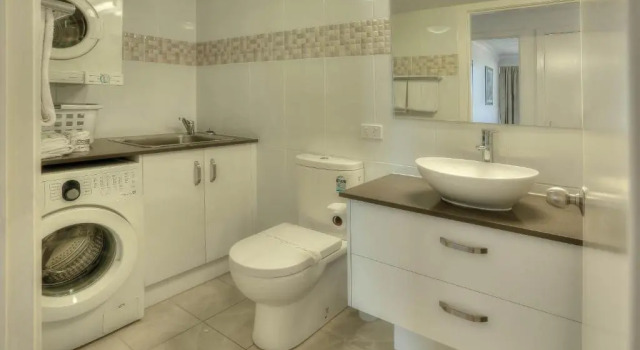 Апартаменты Deluxe Pelican Sands Beach Resort
