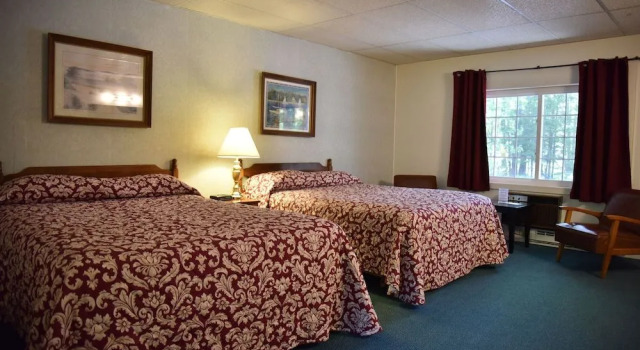 Acadia Pines Motel