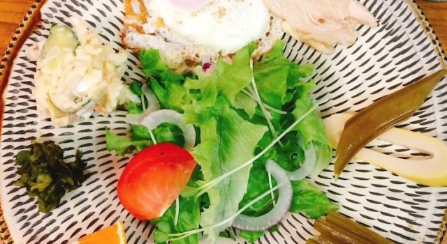 Yasuragi Guest House & Bar