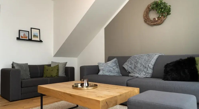 Chalet in Austria Near Gondola & Nature Reserve, Забронировать Шале Отели Туррахер-Хёэ с парковкой, рядом с Горнолыжный подъемник Оттифантенлифт, Парковка