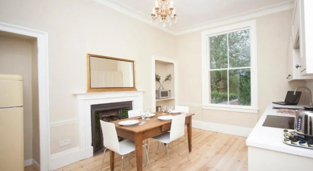 Апартаменты Garden Apartment - 11 Southcot Place
