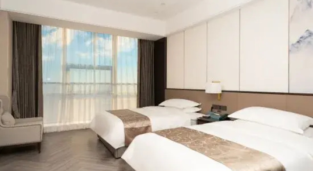 Люкс Gt Leston Hotel