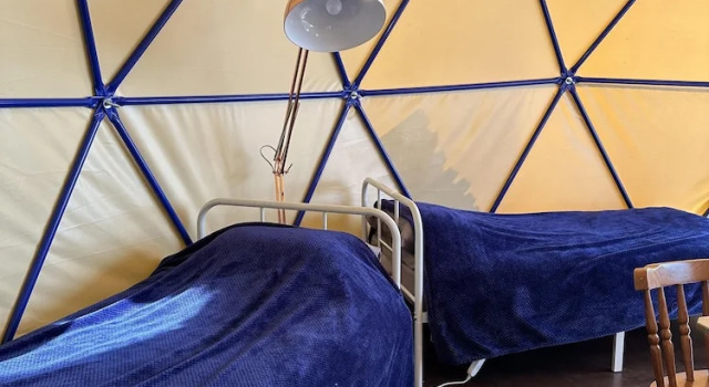 Geodome Glamping With sea Views Near Pendine, Забронировать Кемпинг Кемпинги и глэмпинги Carmarthenshire, Кемпинг