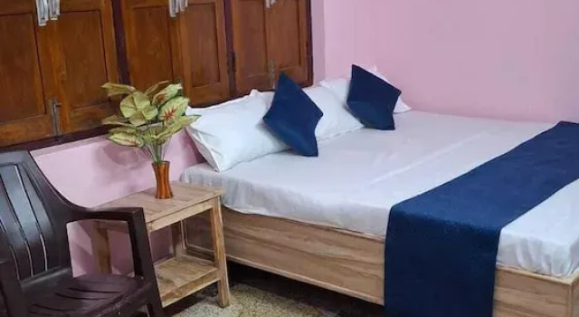 Madhavi Homestay, Забронировать Отель Варанаси штат Уттар-Прадеш, рядом с Jantar Mantar Mandir
