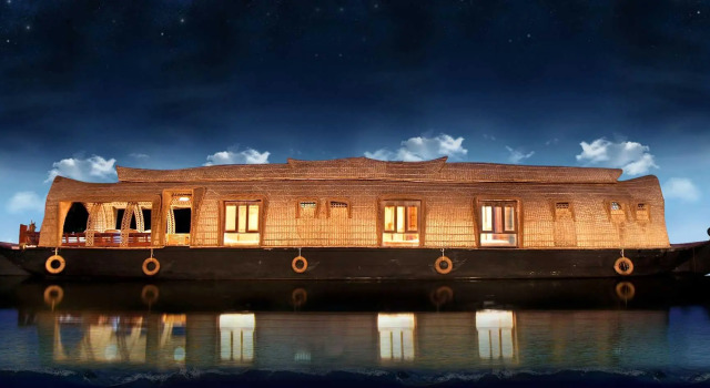 Marvel Cruise, Varaa Hotelli Hotellit Alleppey aamiaisella, Aamiainen