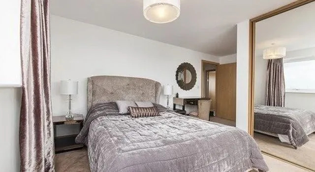 Pinnacle Apartments Central
