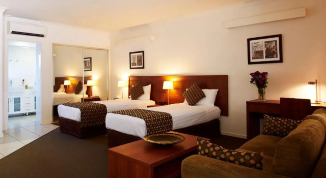 Двухместный люкс Deluxe Chinchilla Downtown Motor Inn