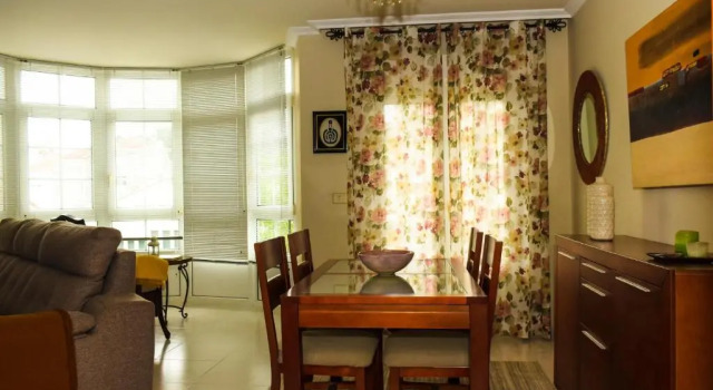 Miranda VUT-PO-004637, Book Hotel Caldas de Reis 