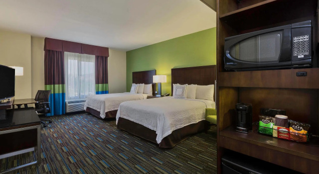 Четырёхместный номер Standard Fairfield Inn & Suites Riverside Corona/Norco