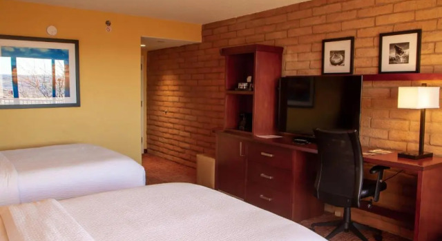 Четырёхместный номер Standard Courtyard Page at Lake Powell
