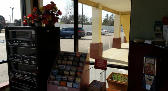 Economy Inn Dillon, Забронировать Отель Отели Южной Каролины с завтраком, Завтраки
