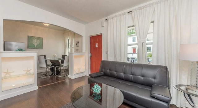Casa Gaby One-Bedroom Apartments by Royal Stays