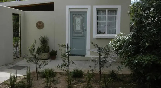 Daisy Tree Cottage, Забронировать Дом для отпуска Отели Оудсхорн с парковкой, рядом с CP Nel Museum, Парковка