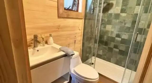 Четырёхместный семейный номер Standard с видом на реку K m 6 River Lodge