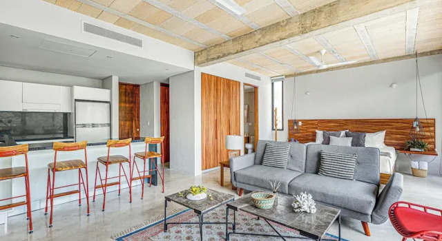 Апартаменты Superior Lofts with pool