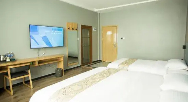 Семейный номер Standard Yijia Business Hotel