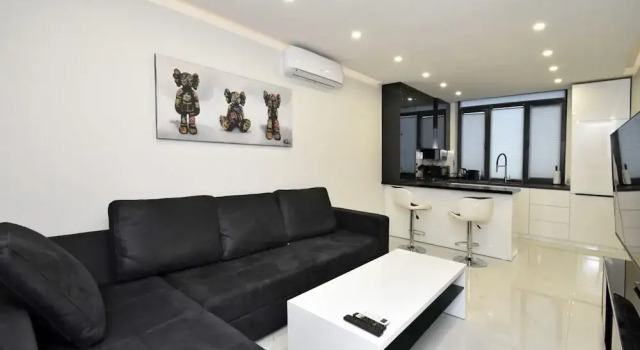 Апартаменты Classic Apartment by Luxe Group SA222