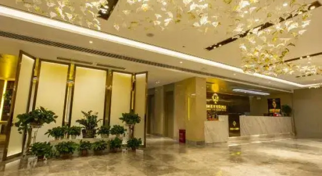 Phoenix Tree Resort Hotel, Book Resort Resort Hotels in Xiangxi, Resort