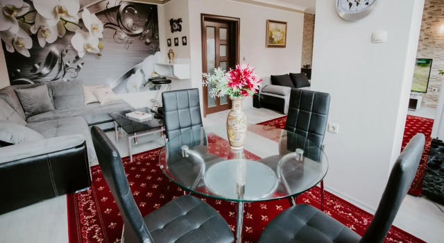 Dimitrovi Rooms, Rezerwuj Hotel Tanie hotele w Sofia