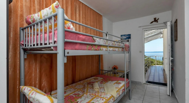 Vlatko - Affordable & Cosy - SA1