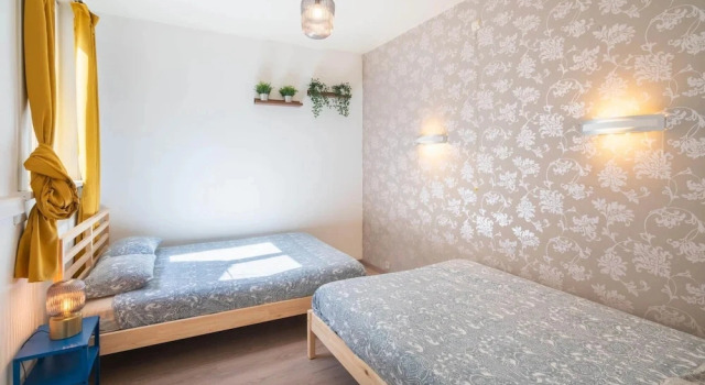 Large Antwerp City Center Apartments2bbkns, Забронировать Апартаменты/квартира Антверпен провинция Антверпен, рядом с Станция Антверпен Централь