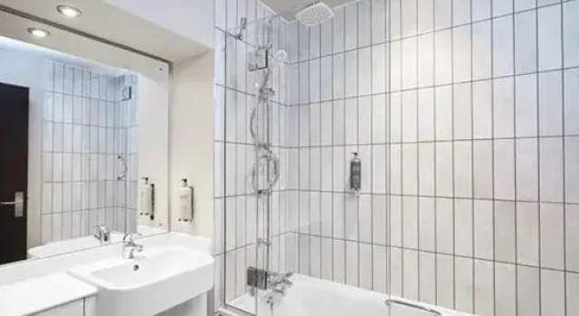 Семейный номер Standard Premier Inn London Waterloo - Lambeth Road