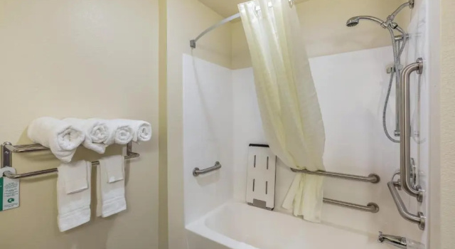 Номер Standard Cobblestone Inn & Suites - Menomonie/UW-Stout