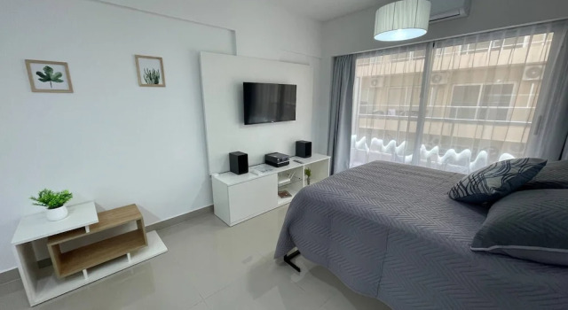 Stylish Central Accommodation in Buenos Aires- Explore History and Comfort, Забронировать Апартаменты/квартира Отели Буэнос-Айреса с парковкой, рядом с Pontifical Catholic University of Argentina, Парковка