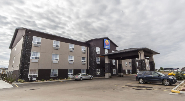 The Kanata Bonnyville, Rezerwuj Hotel Bonnyville Alberta