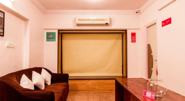 Hotel Lake View Residency