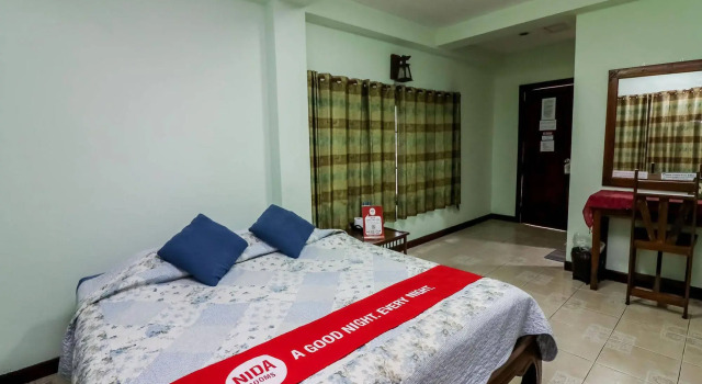 Nida Rooms King Phrapokklao Empire